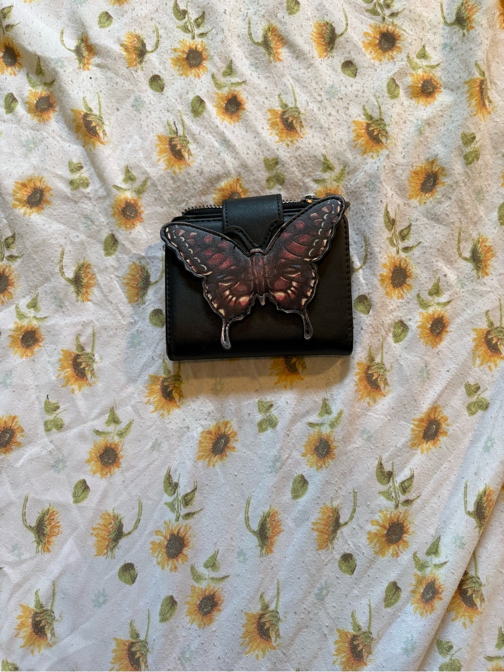 🦋 Hot Topic Thorn & Fable Black Butterfly Wallet 🦋